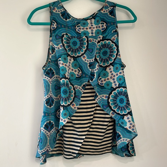 Meadow and Rue sleeveless blouse - Picture 3 of 3